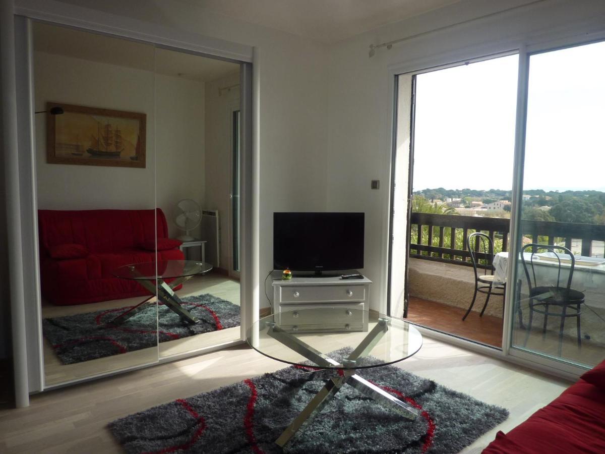 Grand Studio Avec Piscine Presqu'Ile De Giens Hyères Exterior foto